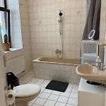 Modern, Large 1-r In A Location