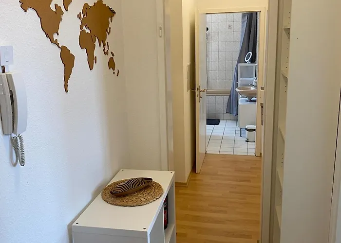 Modern, Large 1-r In A Location Dresde